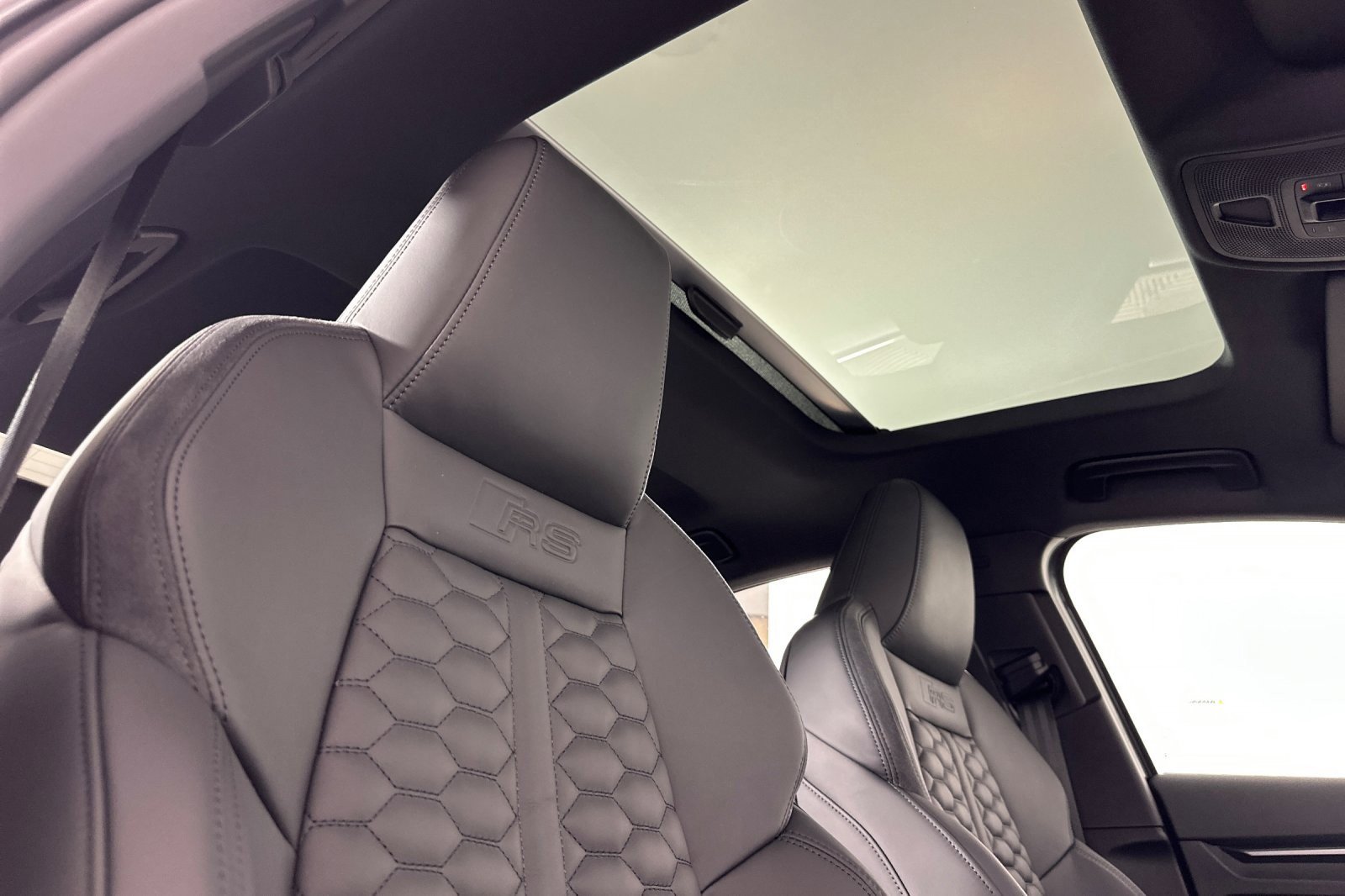 New 2026 Audi RS 3 image 15