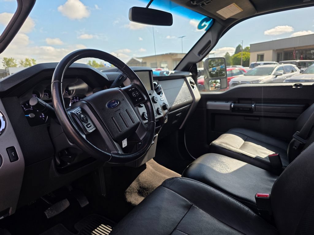 Used 2015 Ford F350 Lariat w/ FX4 Off-Road Package AWD/4WD image 10