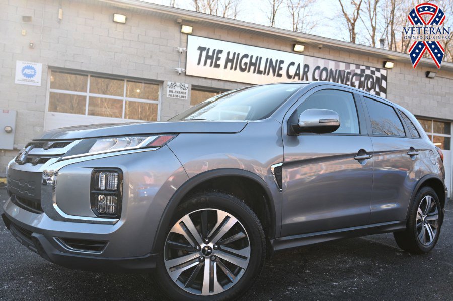 Used 2022 Mitsubishi Outlander Sport SE image 1