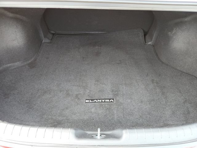 Used 2025 Hyundai Elantra SEL FWD image 27