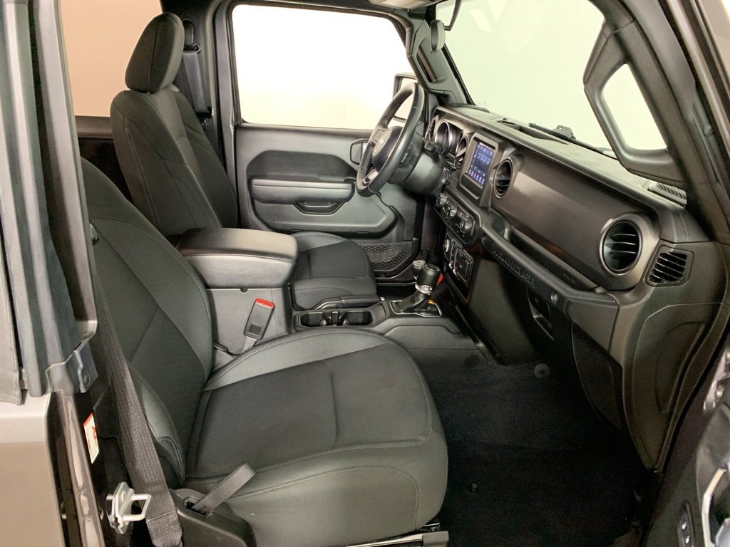 Used 2022 Jeep Wrangler Sport S image 30