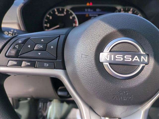 Used 2025 Nissan Altima 2.5 SV FWD image 28