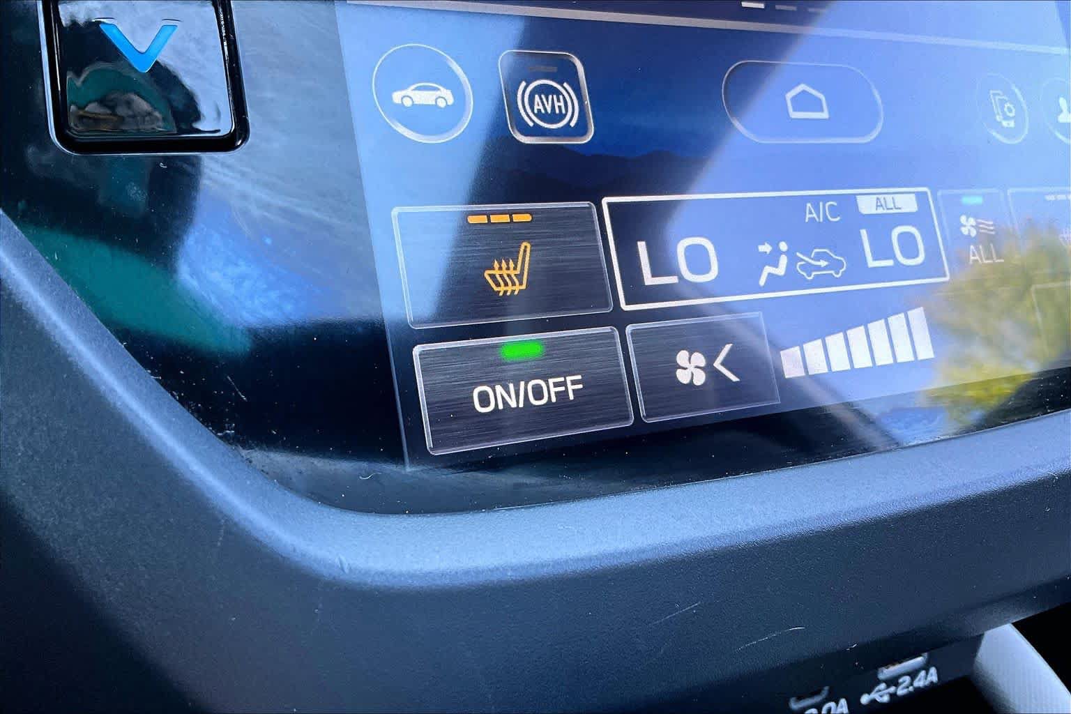 Used 2025 Subaru Forester Limited AWD/4WD image 36