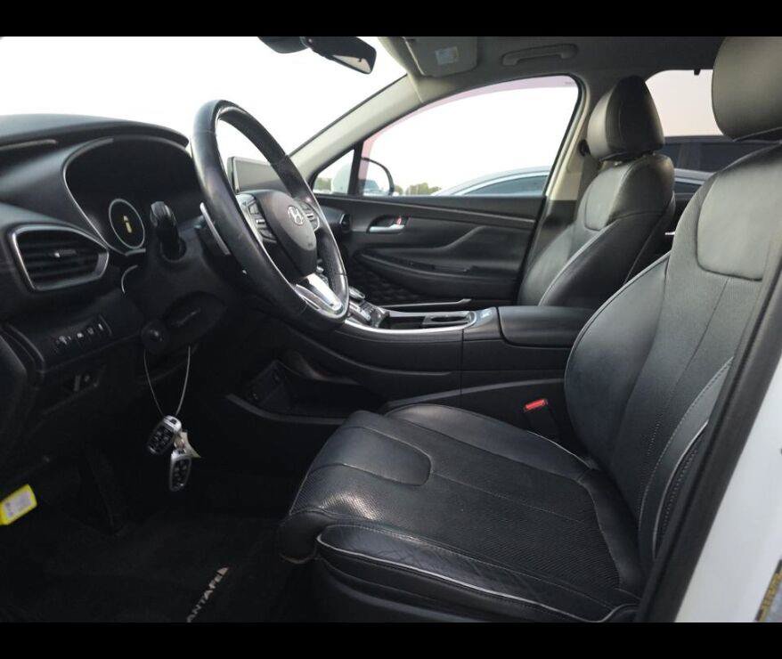 Used 2021 Hyundai Santa Fe Limited w/ Cargo Package AWD/4WD image 3