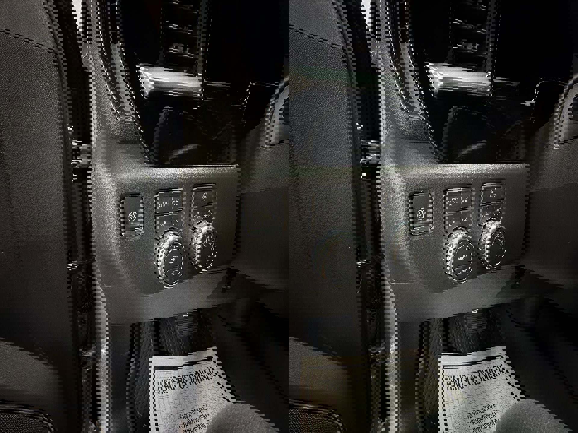 New 2026 GMC Sierra 1500 SLE image 18