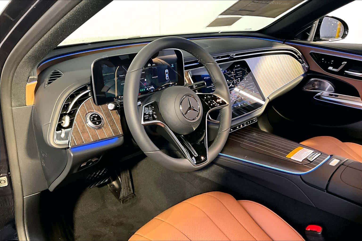 New 2026 Mercedes-Benz E 350 4MATIC Sedan image 9