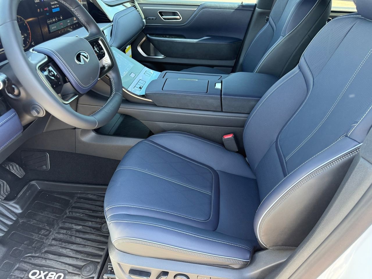 New 2026 INFINITI QX80 4WD image 12