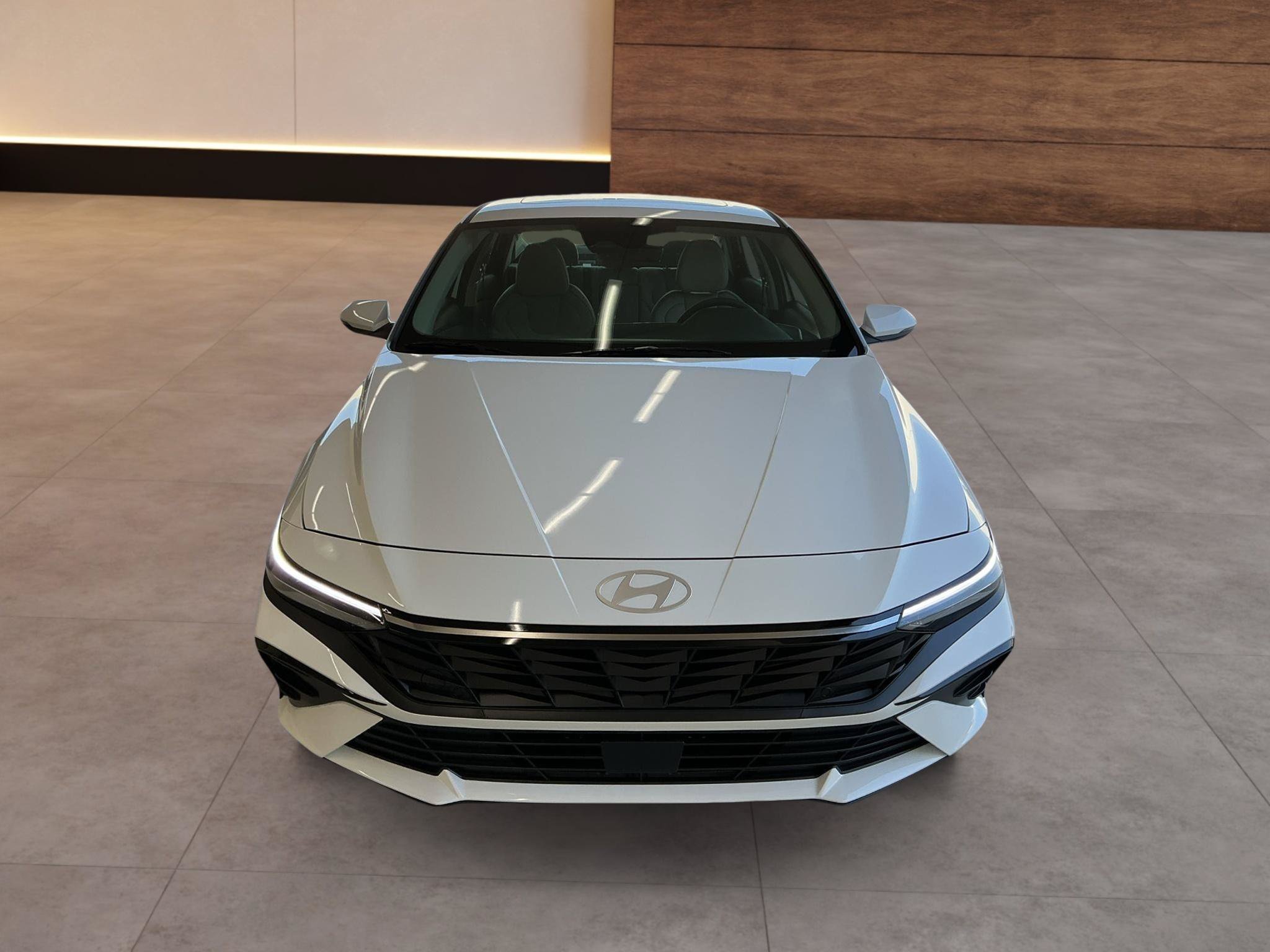 New 2026 Hyundai Elantra Limited FWD image 1