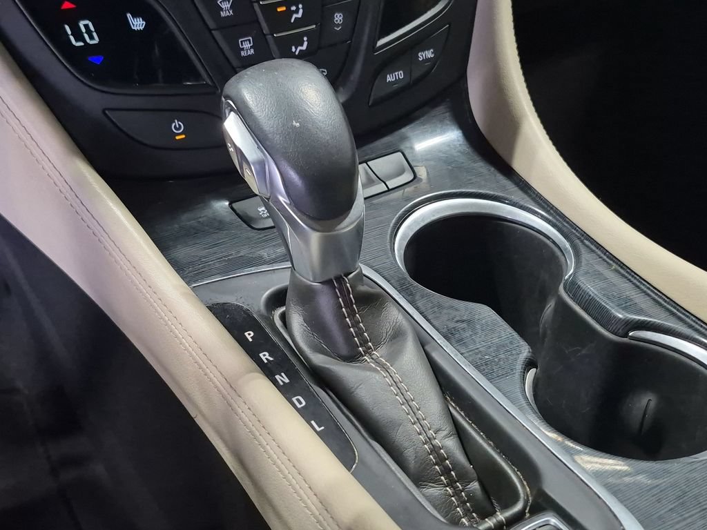 Used 2017 Buick Envision Premium AWD/4WD image 37