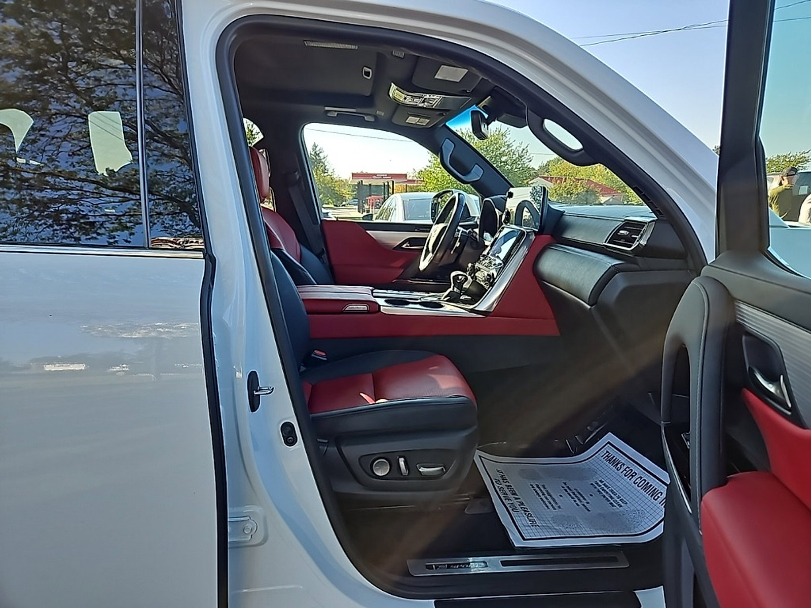 Used 2022 Lexus LX 600 F Sport image 54