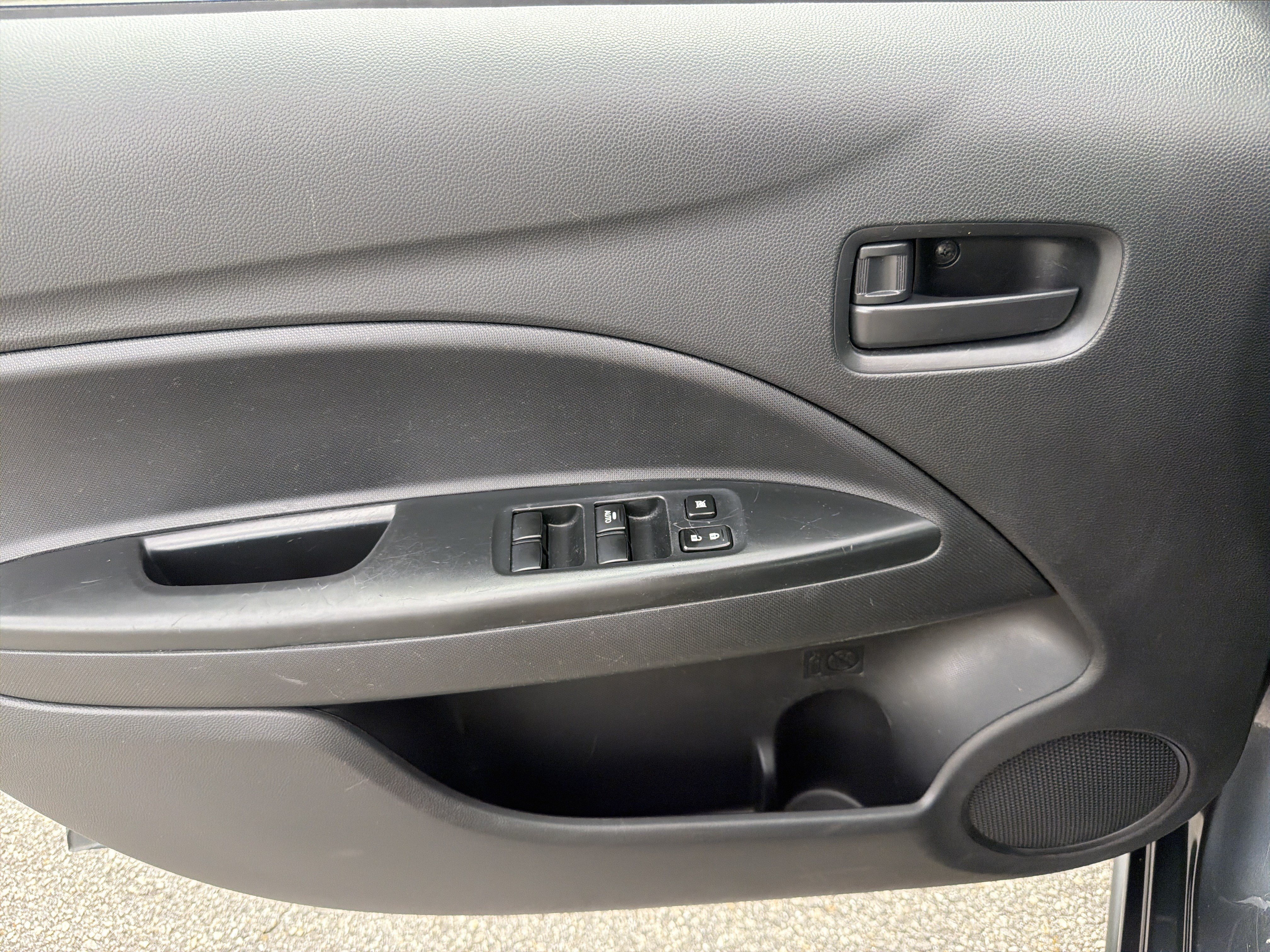 Used 2024 Mitsubishi Mirage ES FWD image 19