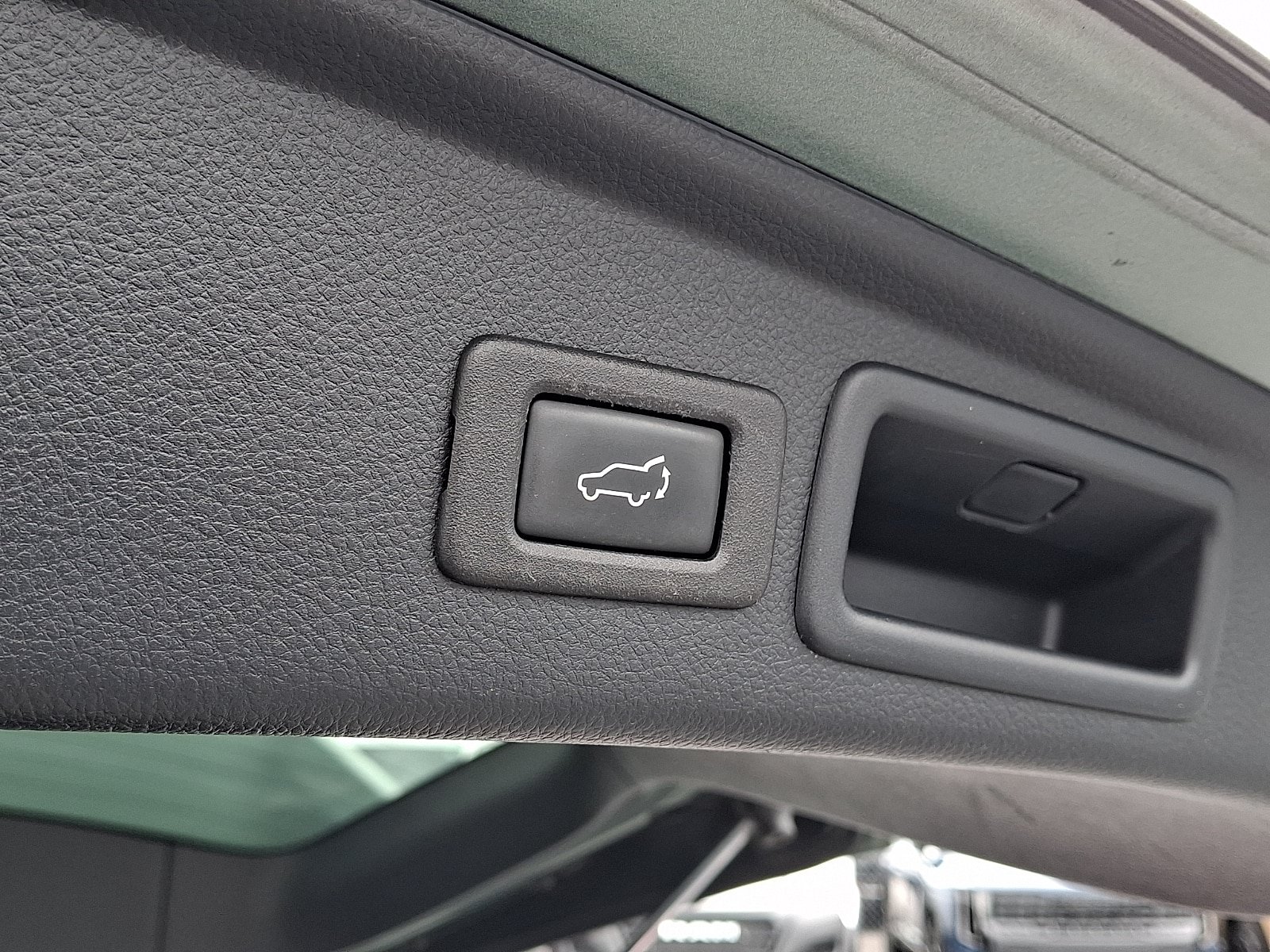 Used 2018 Subaru Forester 2.5i Premium AWD/4WD image 29