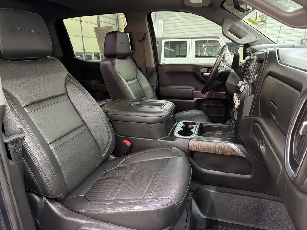 Used 2021 GMC Sierra 1500 Denali w/ Denali Ultimate Package AWD/4WD image 28
