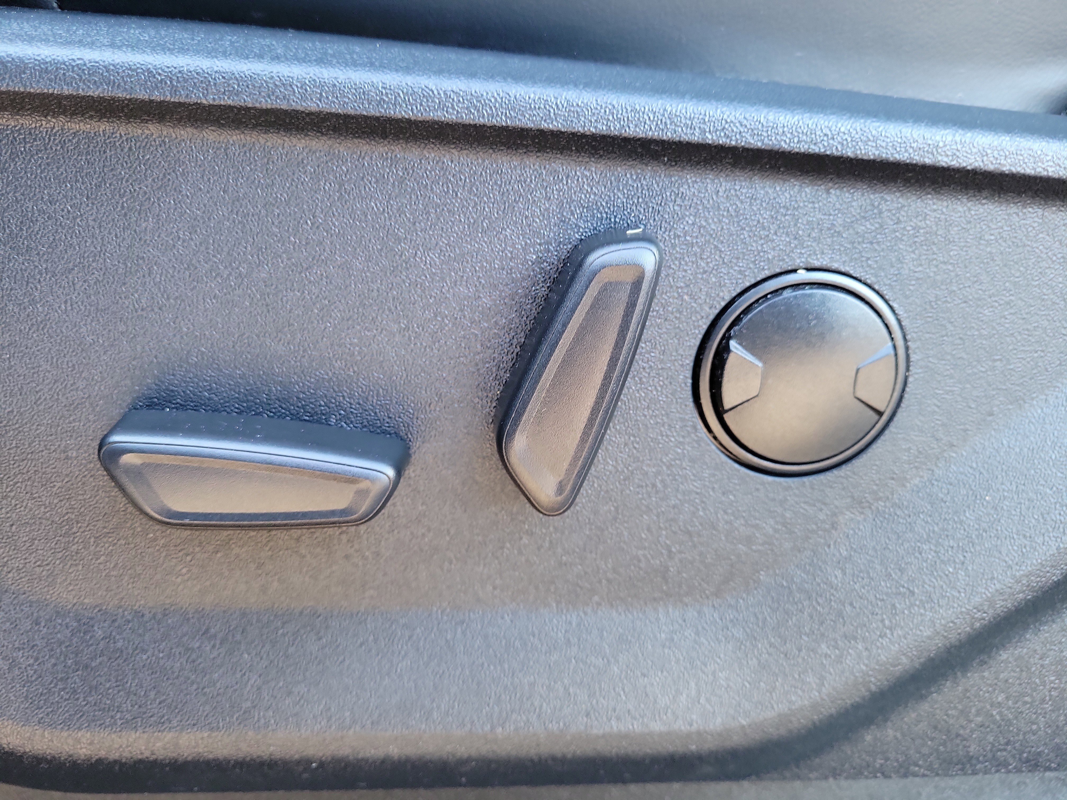 Used 2025 Ford F150 Tremor w/ Equipment Group 402A High image 20