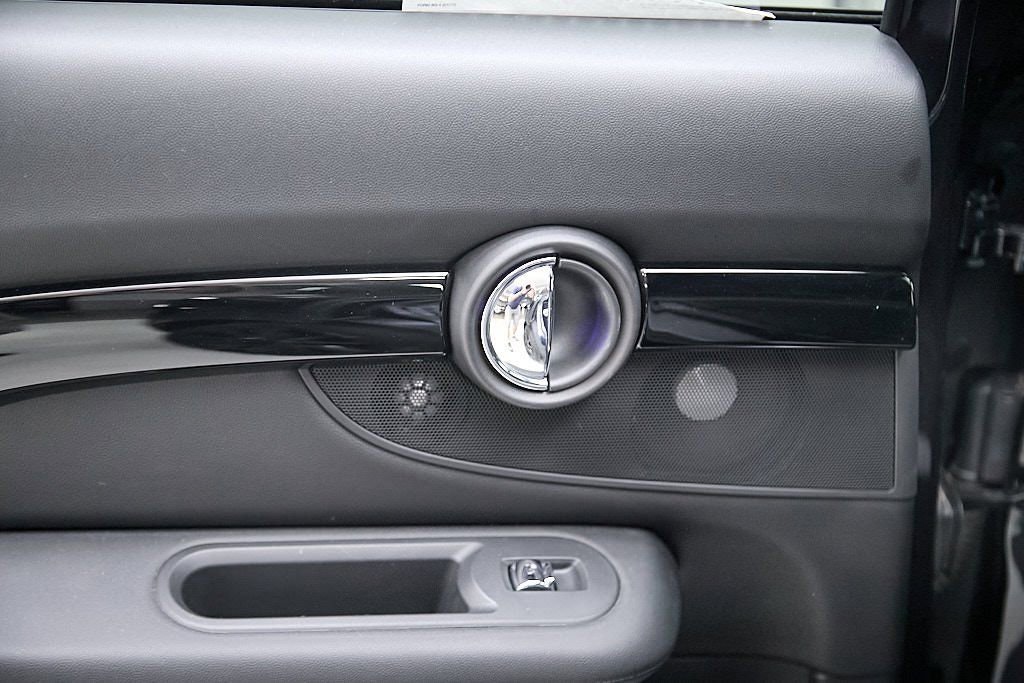 Used 2022 MINI Cooper Clubman John Cooper Works image 25