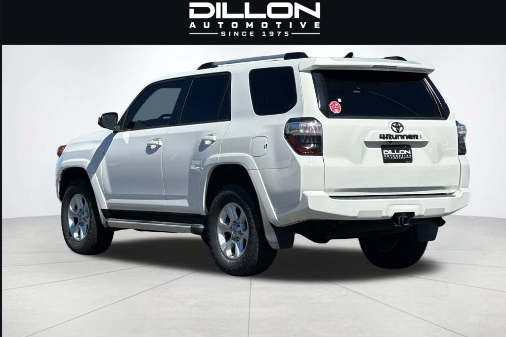 Used 2023 Toyota 4Runner SR5 Premium w/ Moonroof Package AWD/4WD image 6