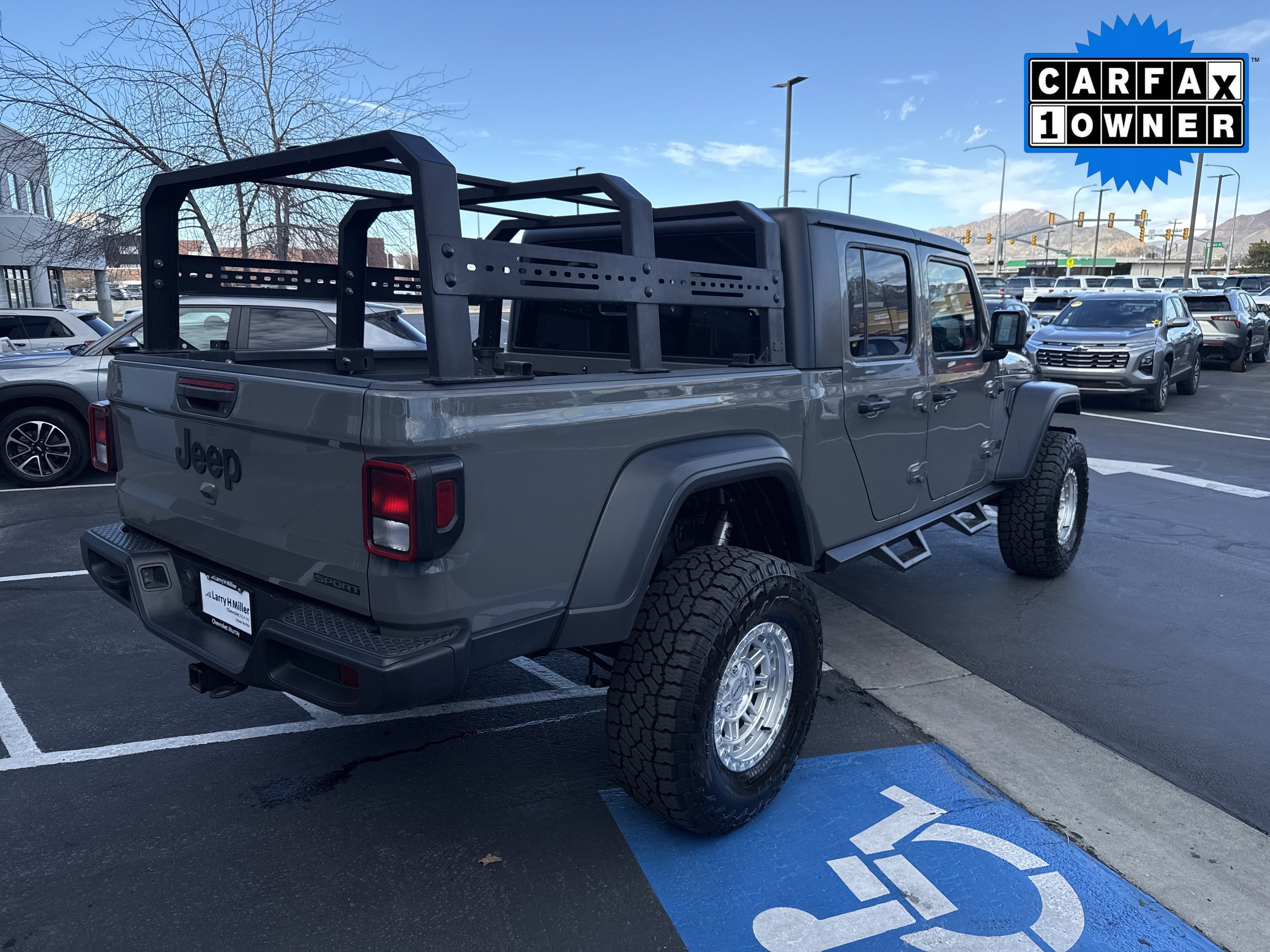 Used 2021 Jeep Gladiator Sport image 5