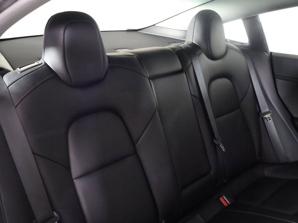 Used 2023 Tesla Model 3 Standard Range image 30