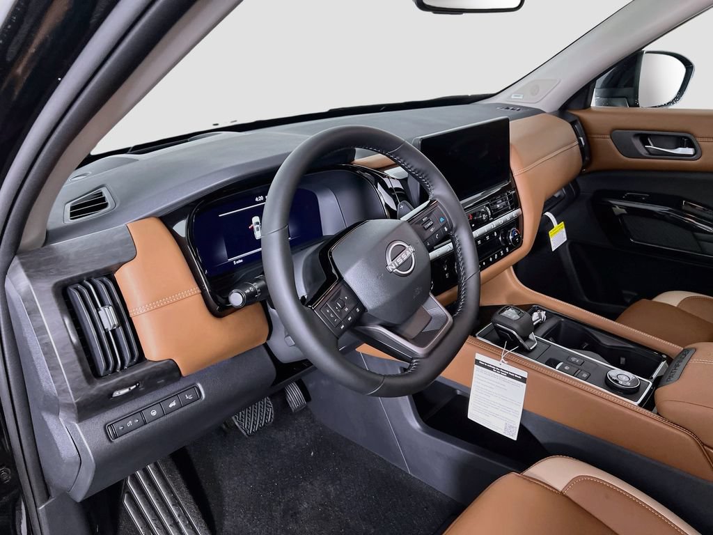 New 2026 Nissan Pathfinder Platinum AWD/4WD image 8