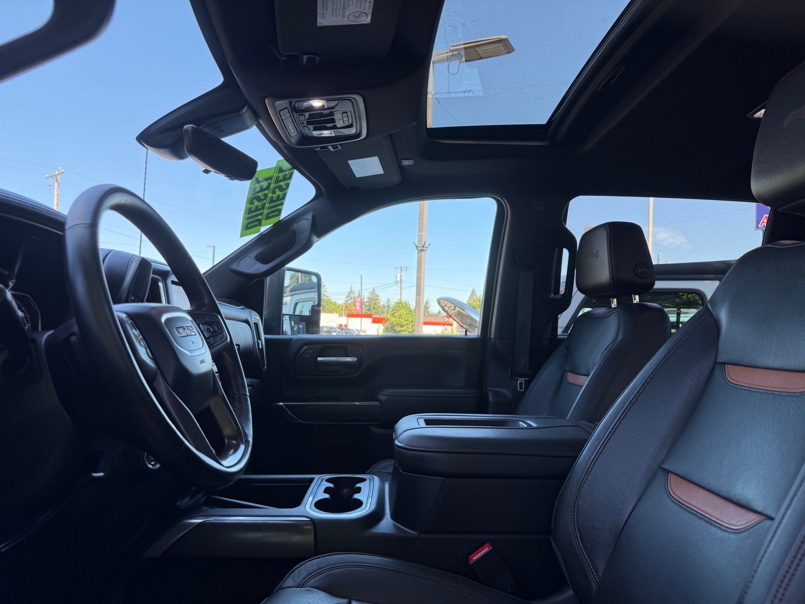 Used 2020 GMC Sierra 3500 AT4 w/ AT4 Premium Package AWD/4WD image 13