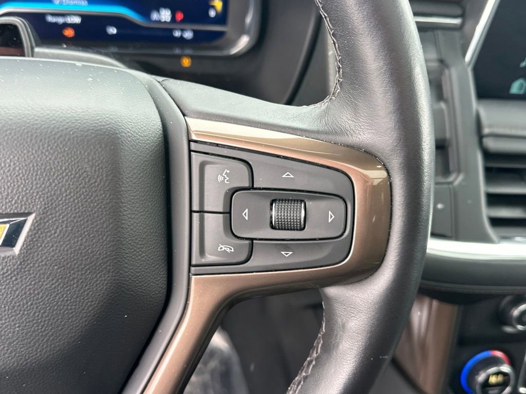 Used 2024 Chevrolet Suburban High Country w/ Advanced Technology Package image 24