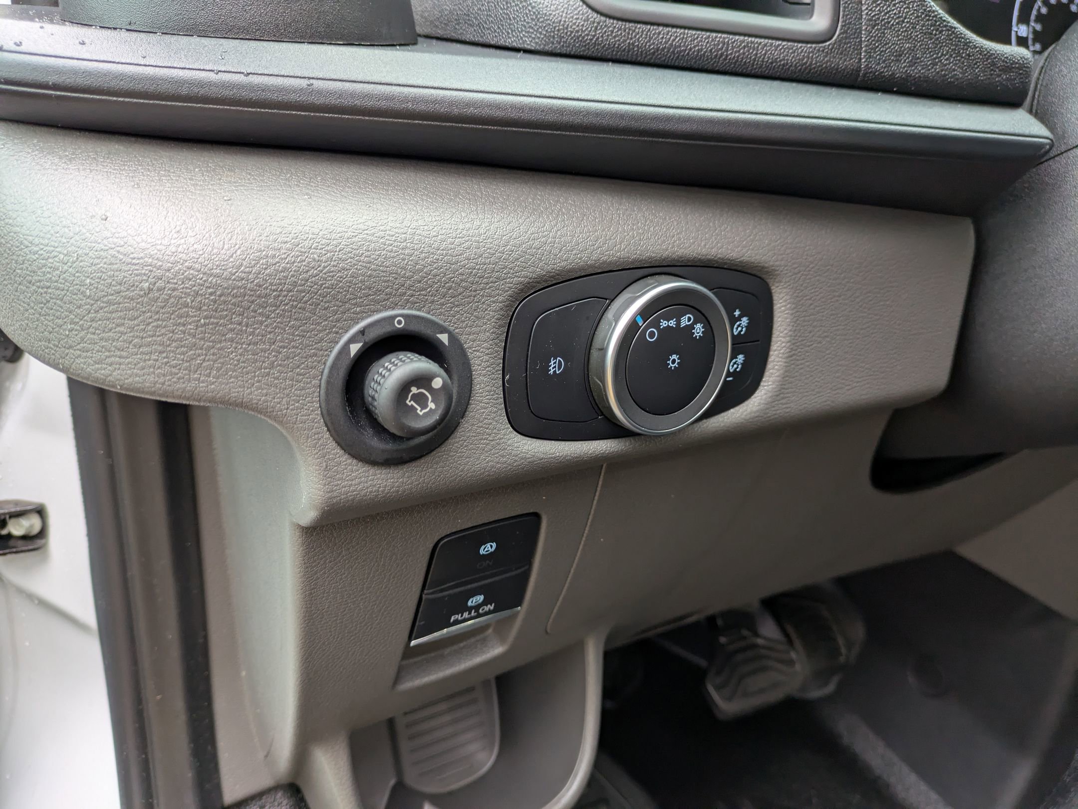 Certified 2025 Ford Transit 350 148 High Roof Extended image 16