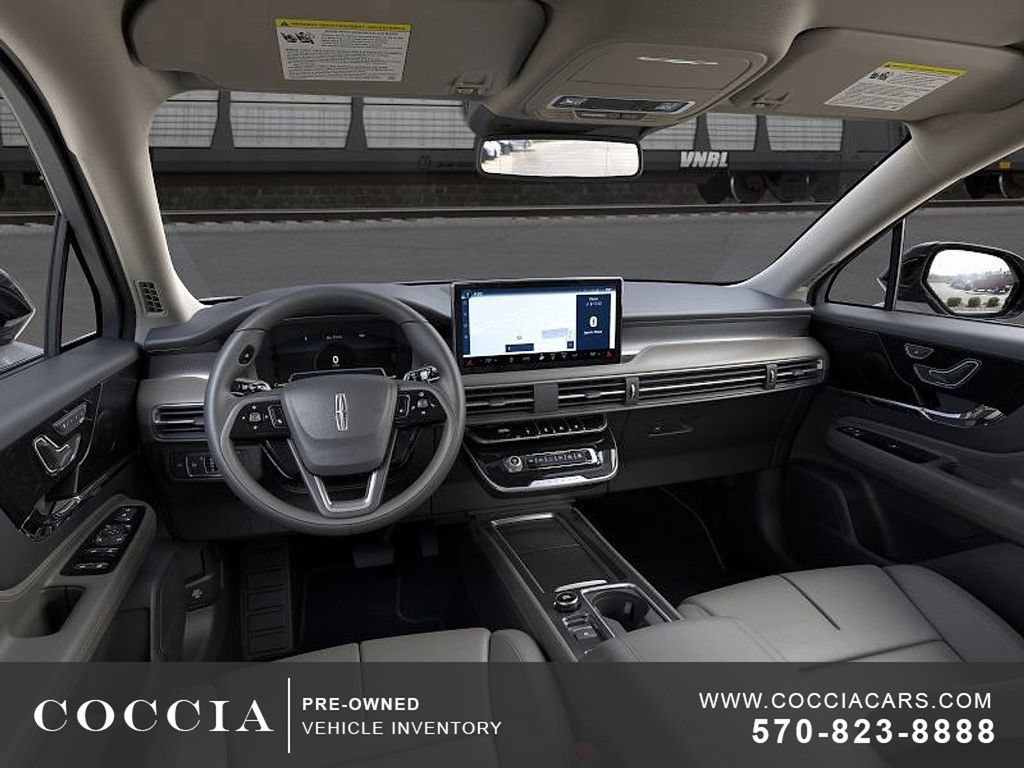 Used 2026 Lincoln Corsair Premiere AWD/4WD image 6
