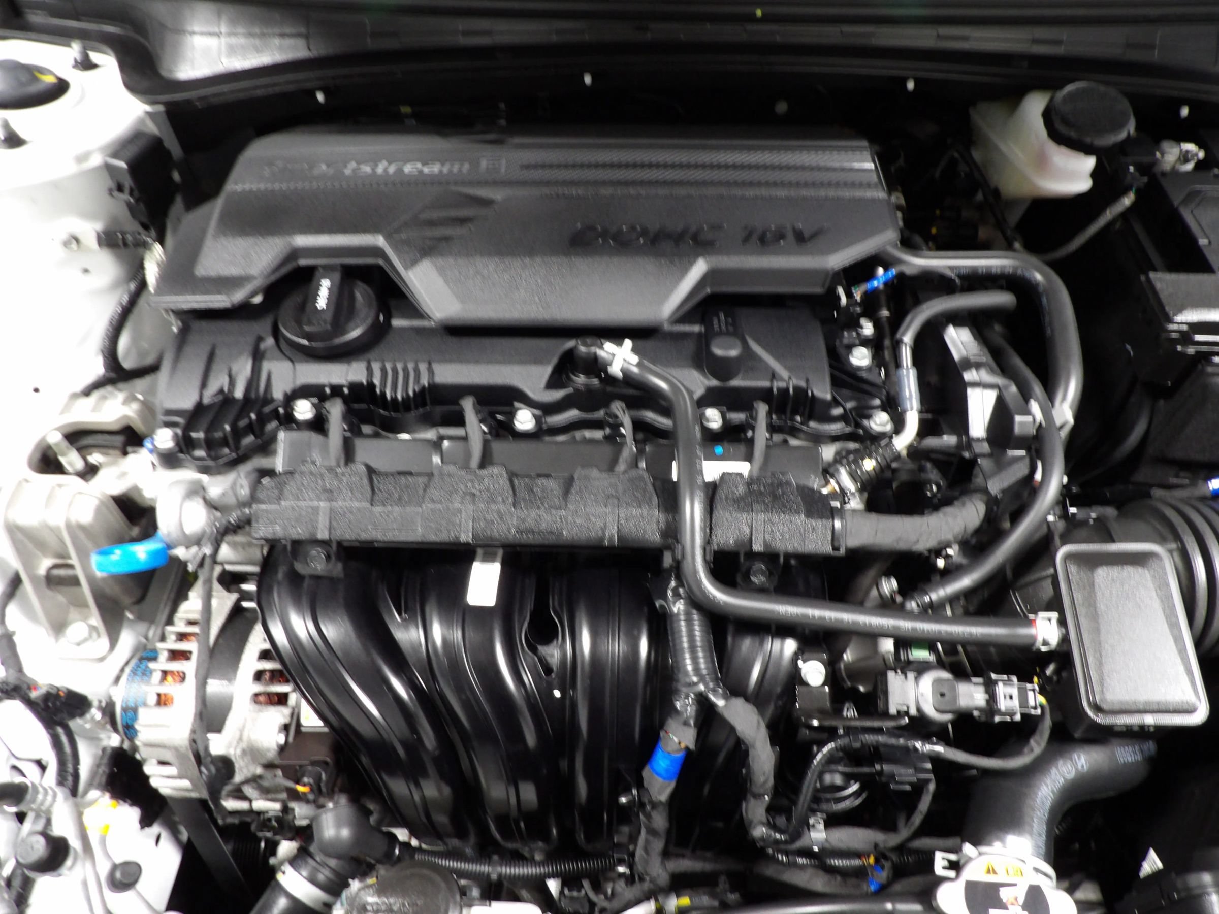 Used 2026 Hyundai Elantra Sport FWD image 19