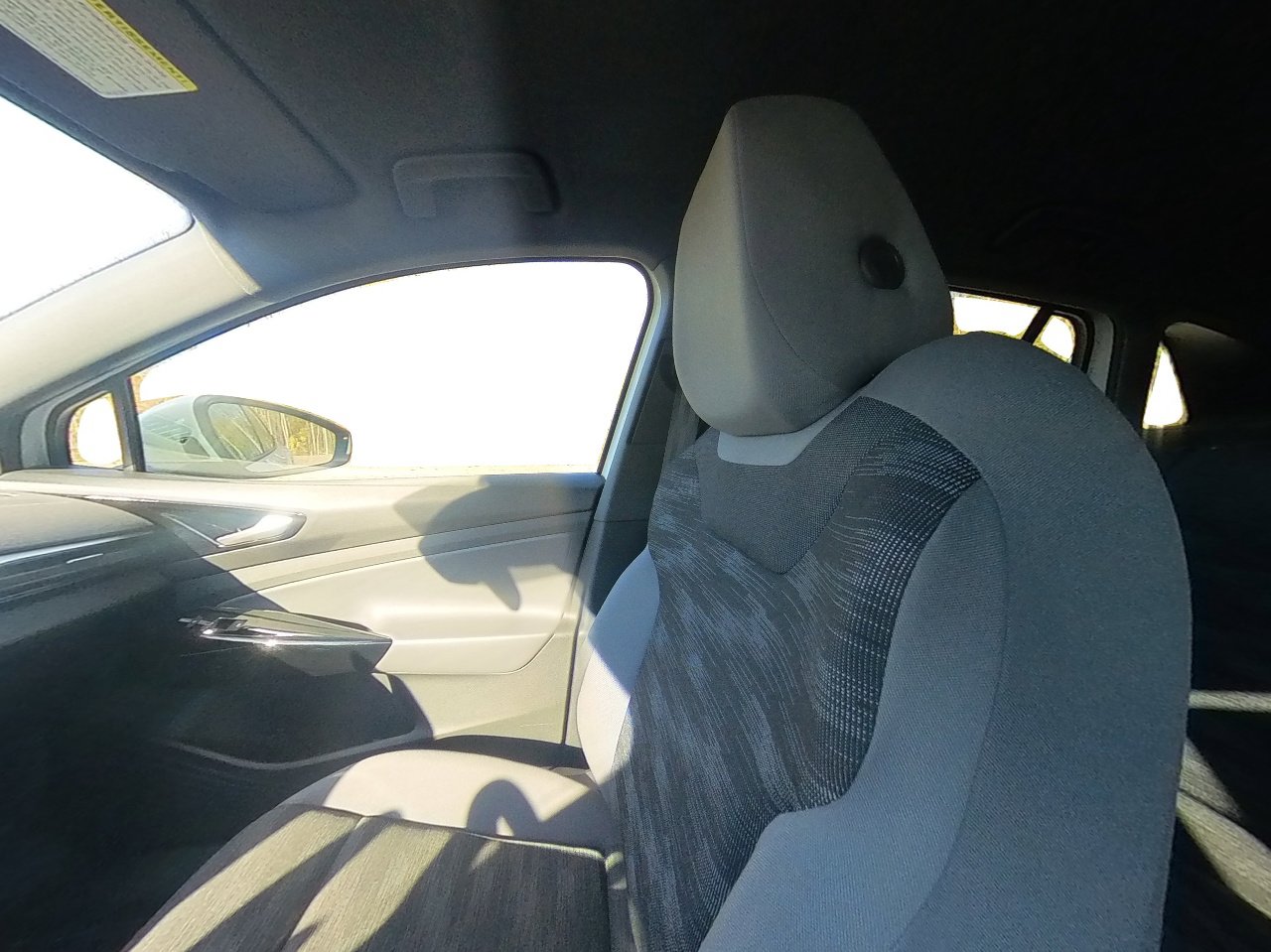 Used 2022 Volkswagen ID.4 Pro image 39