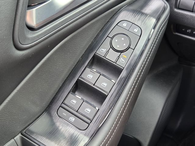 Used 2025 Nissan Rogue SV FWD image 22