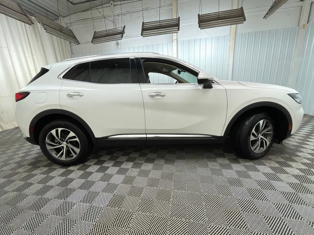 Used 2021 Buick Envision Essence w/ Technology Package I FWD image 21