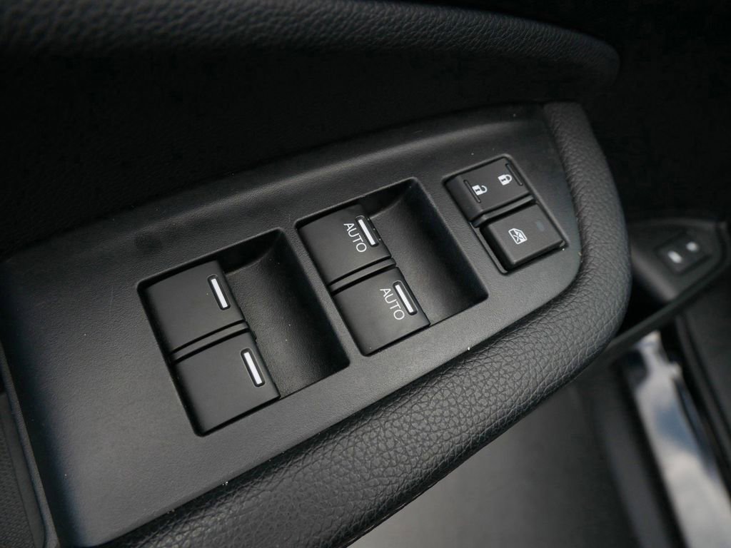 Used 2024 Honda Passport EX-L image 11