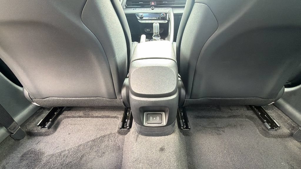 New 2026 Hyundai Elantra N w/ Cargo Package FWD image 21