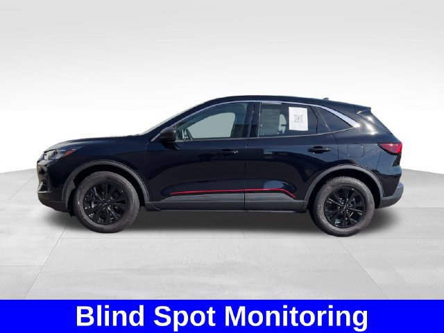 Used 2023 Ford Escape Active AWD/4WD image 2
