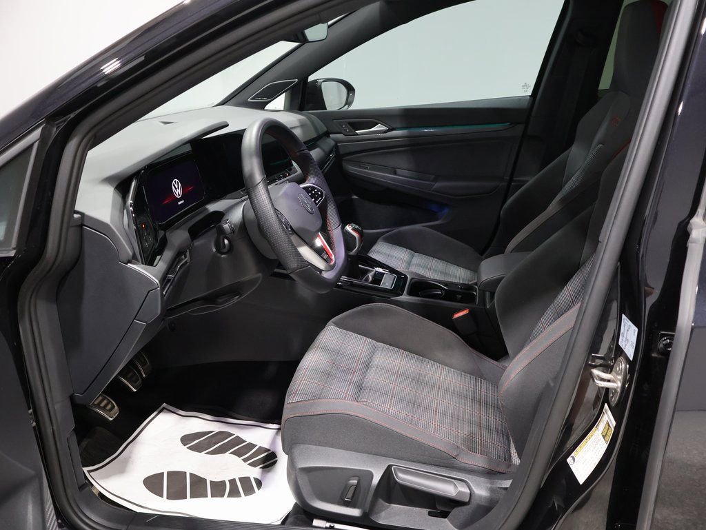 Used 2024 Volkswagen GTI SE image 8