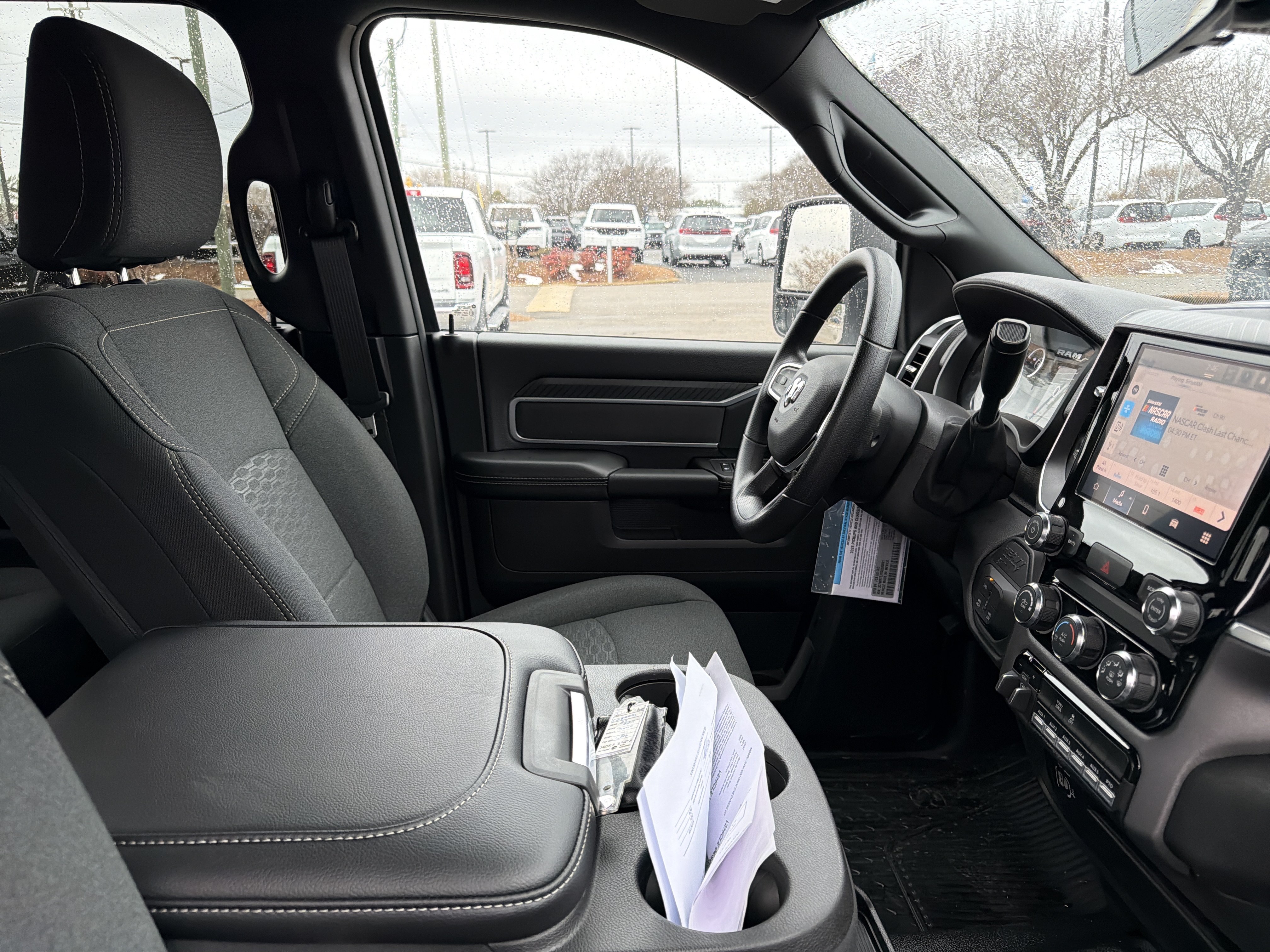 Used 2025 RAM 3500 Big Horn AWD/4WD image 20