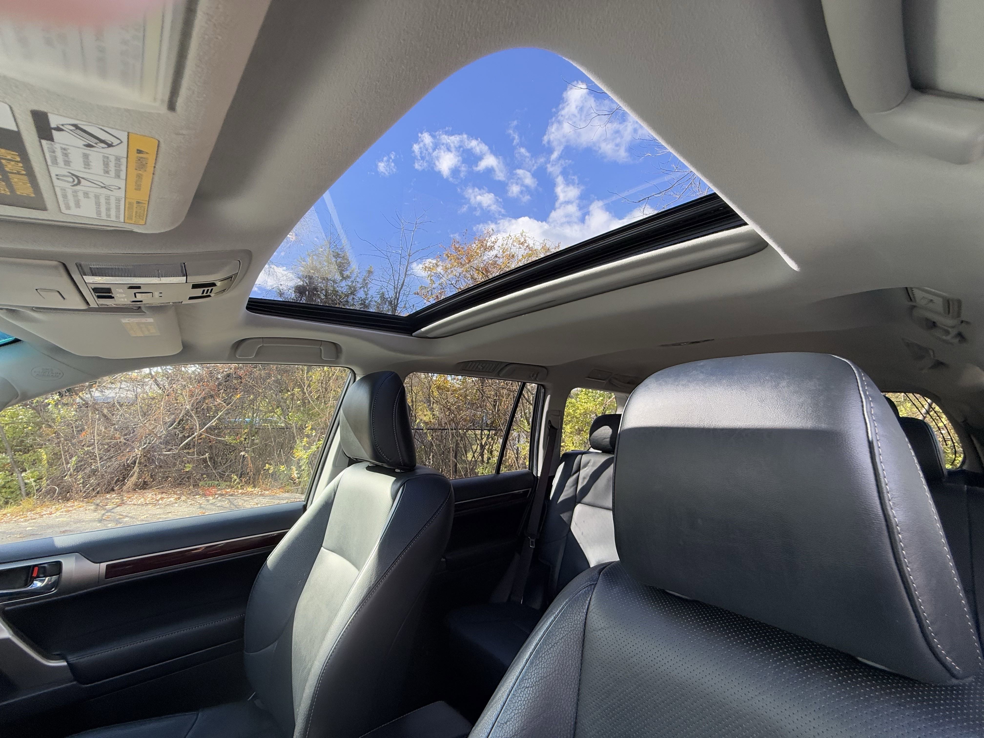 Used 2017 Lexus GX 460 image 28