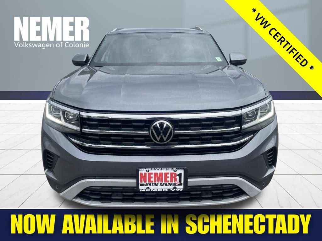 Certified 2022 Volkswagen Atlas Cross Sport SE w/ Panoramic Sunroof Package AWD/4WD image 10