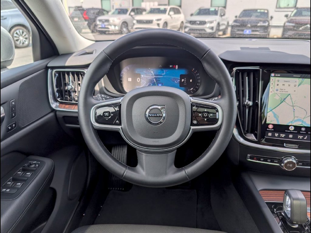 Certified 2025 Volvo V60 B5 Cross Country Plus AWD/4WD image 11
