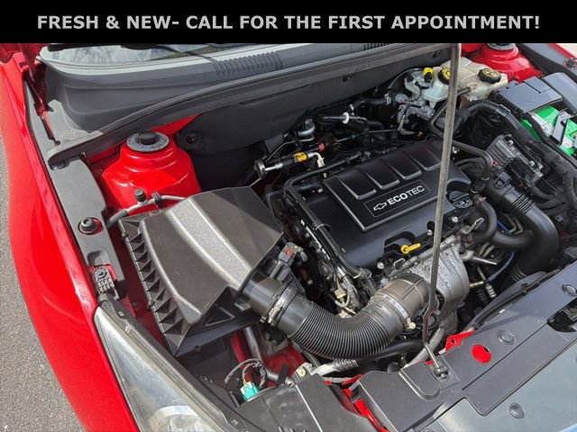 Used 2014 Chevrolet Cruze LT image 9