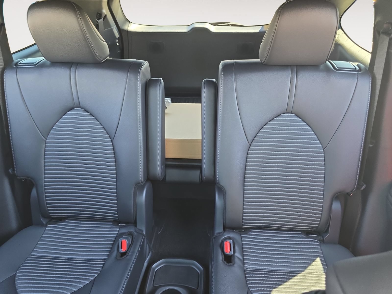 New 2026 Toyota Highlander XSE AWD/4WD image 13