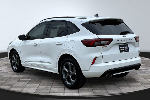 Used 2023 Ford Escape ST-Line w/ Tech Pack #1 image 5