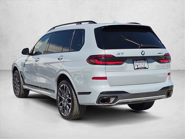 Used 2026 BMW X7 xDrive40i w/ M Sport Package AWD/4WD image 8