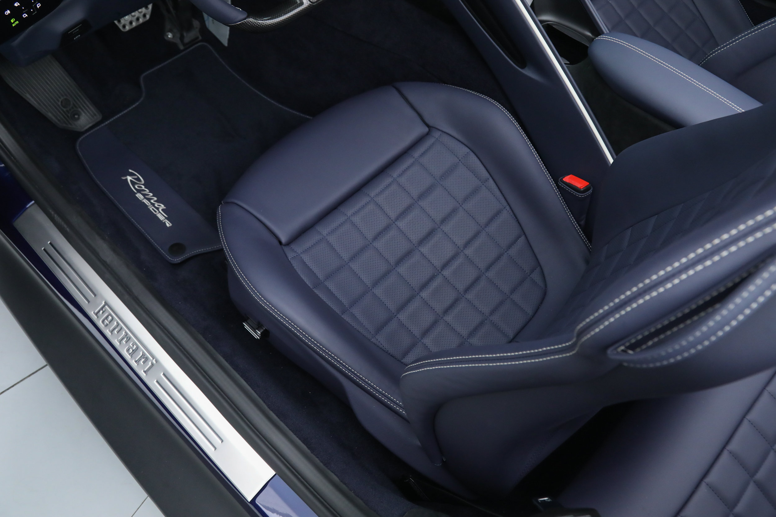 Certified 2026 Ferrari Roma Spider RWD image 26