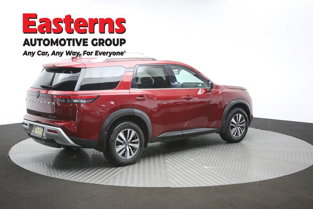 Used 2022 Nissan Pathfinder SL AWD/4WD image 41
