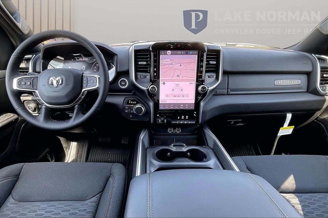 New 2026 RAM 1500 4x4 Crew Cab image 10