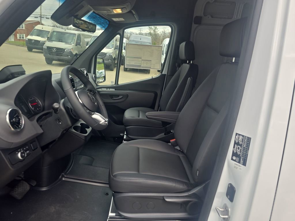New 2026 Mercedes-Benz Sprinter 3500 image 9
