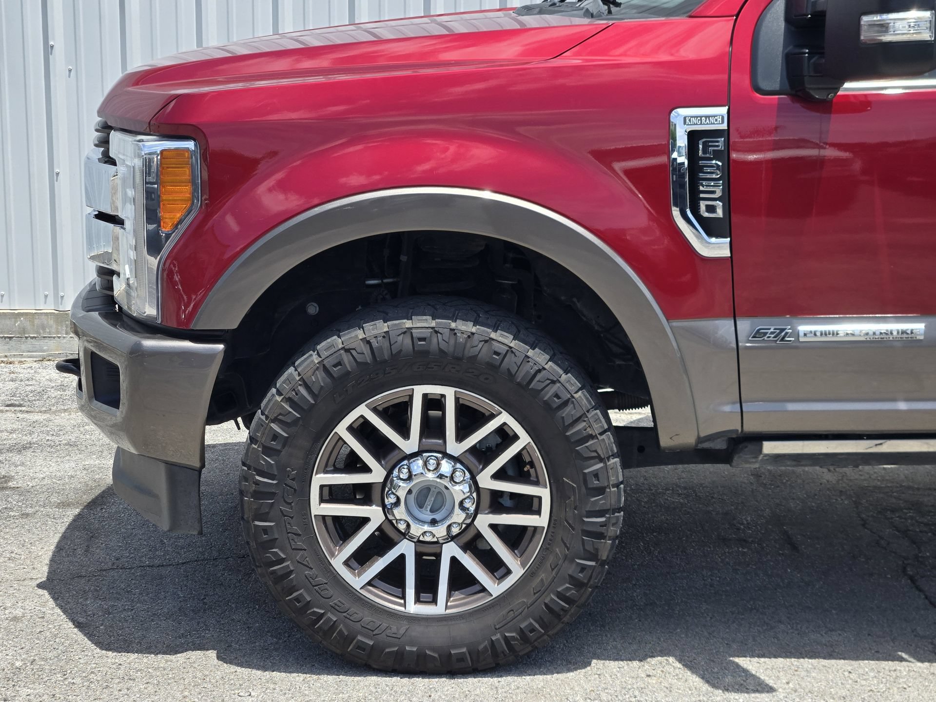 Used 2019 Ford F350 King Ranch w/ King Ranch Ultimate Package AWD/4WD image 8