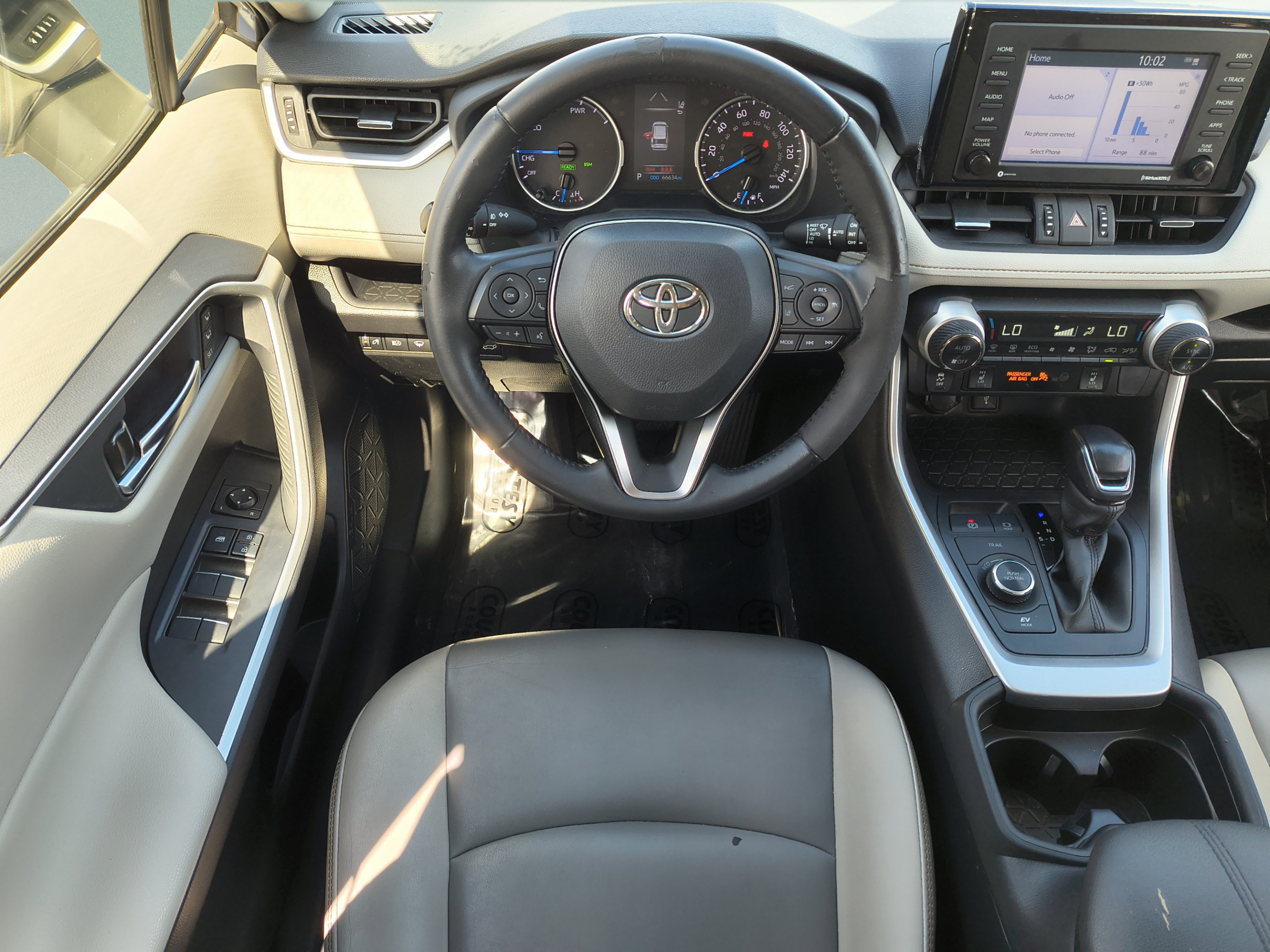 Used 2021 Toyota RAV4 XLE Premium AWD/4WD image 11
