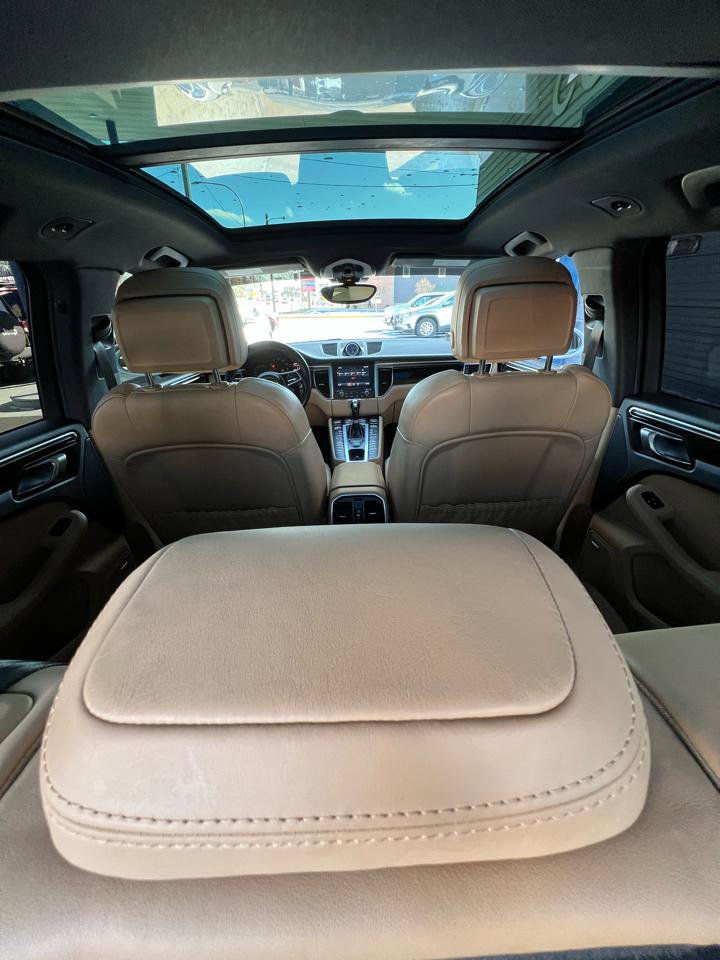 Used 2018 Porsche Macan image 10